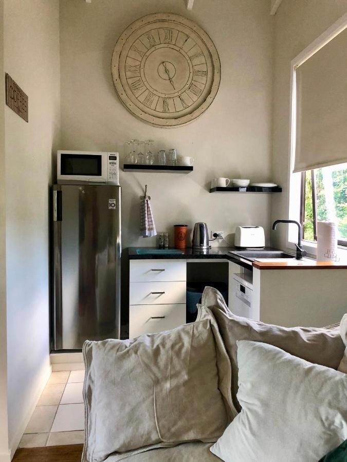 Le Chalet Waiheke Apartments Ostend Εξωτερικό φωτογραφία