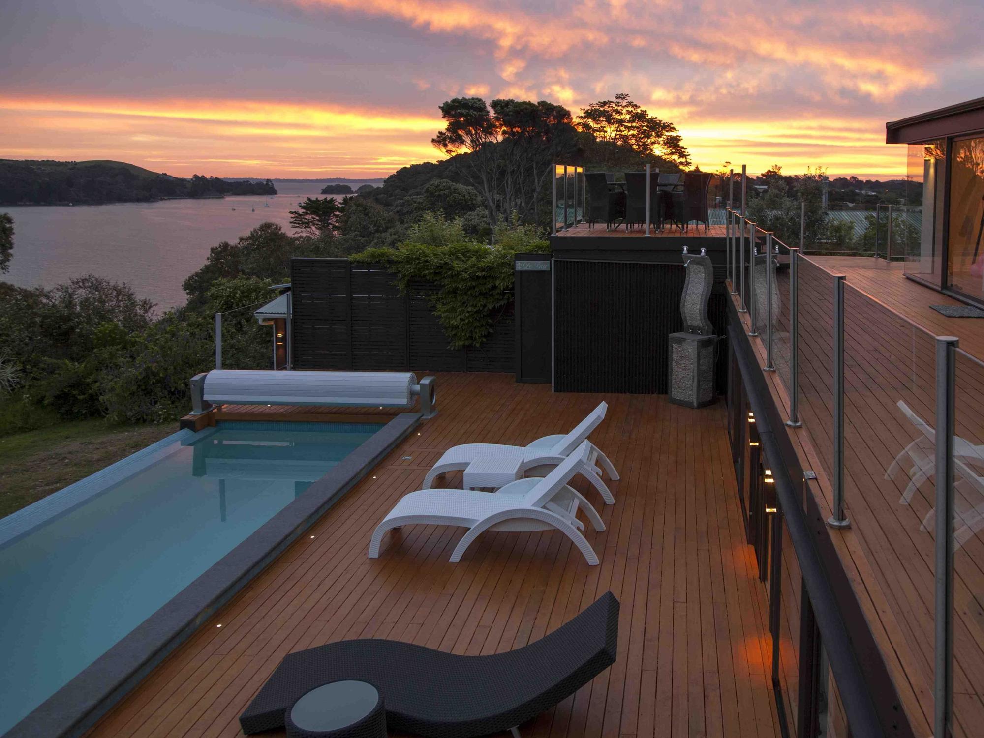 Le Chalet Waiheke Apartments Ostend Εξωτερικό φωτογραφία